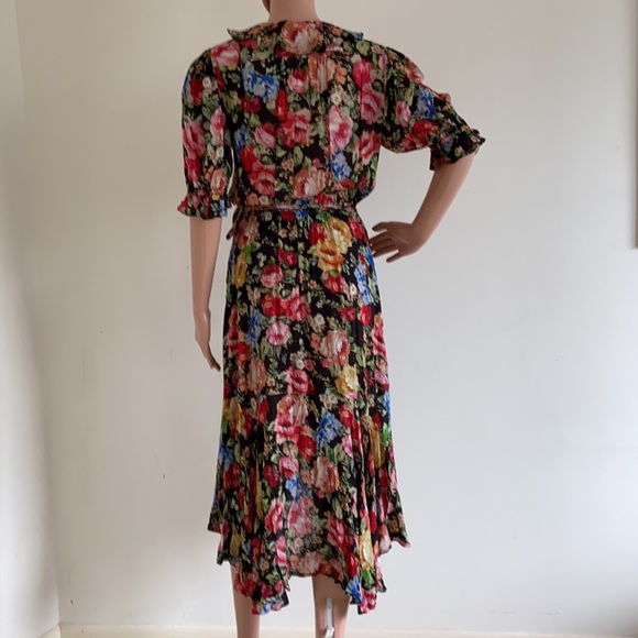Cha Cha Wrap Dress in Black Floral - Picture 7 of 12